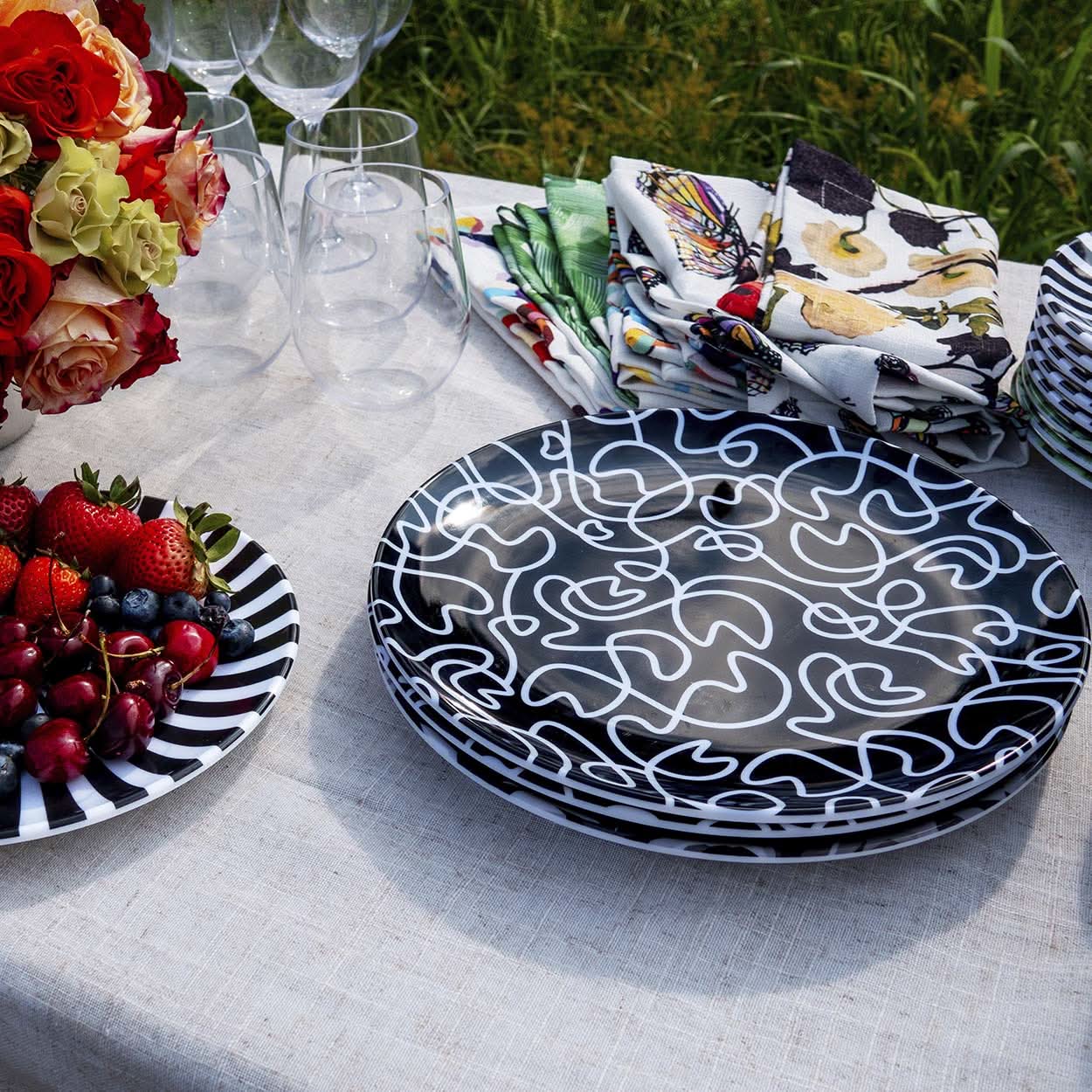 Black & White Squiggly Salad Plate Set of 4