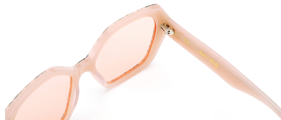 Cheetah in Heels - Nude