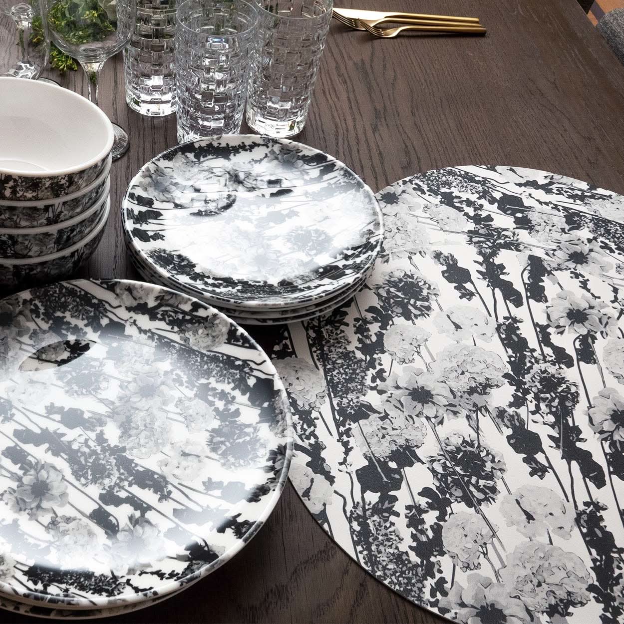 Grayscale Floral Garden Vinyl Placemat Set of 4