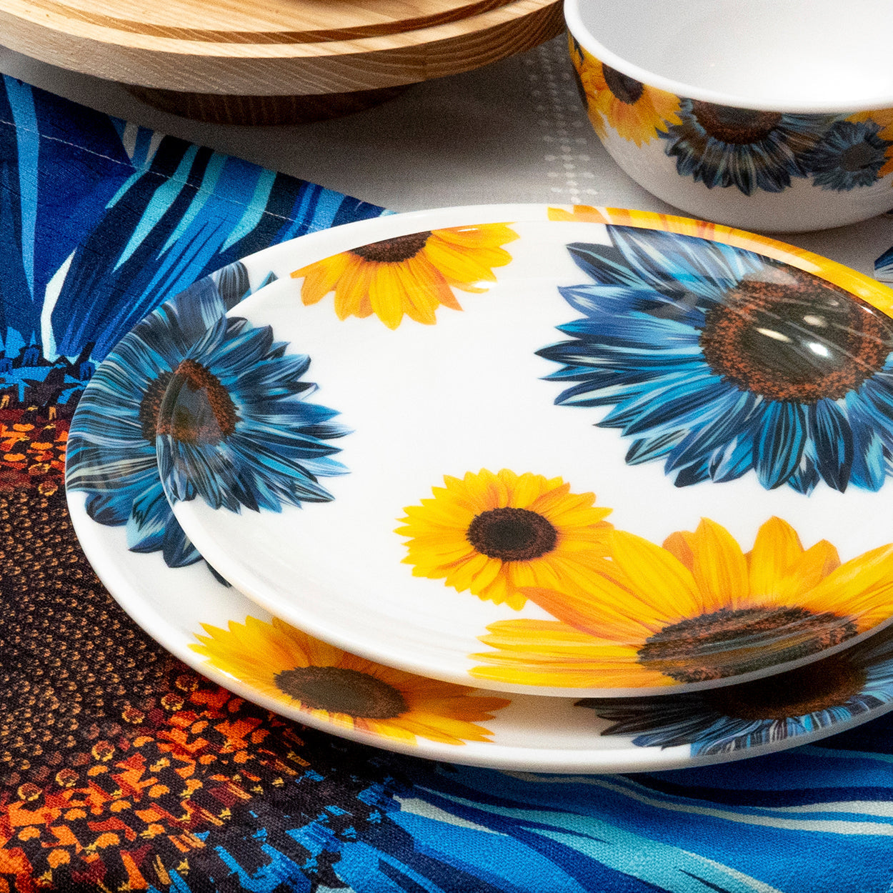 Blue Sunflower Dinner Plate Set of 4