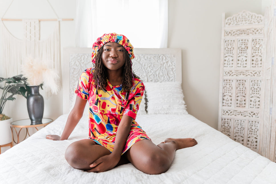 Nail Polish - Bamboo Short Sleeve Nightgown Set, With A Matching Satin-Lined Bonnet