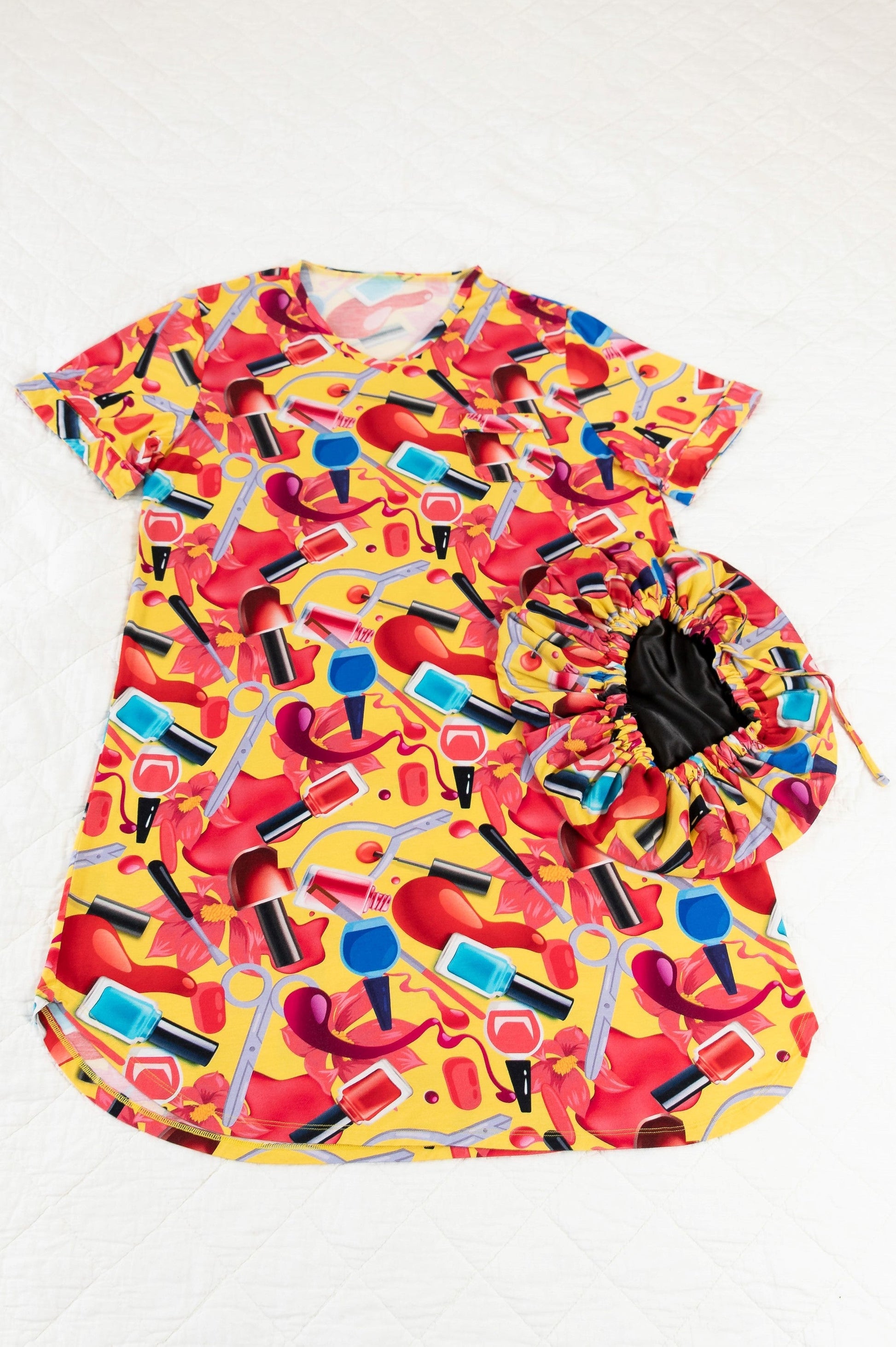 Nail Polish - Bamboo Short Sleeve Nightgown Set, With A Matching Satin-Lined Bonnet