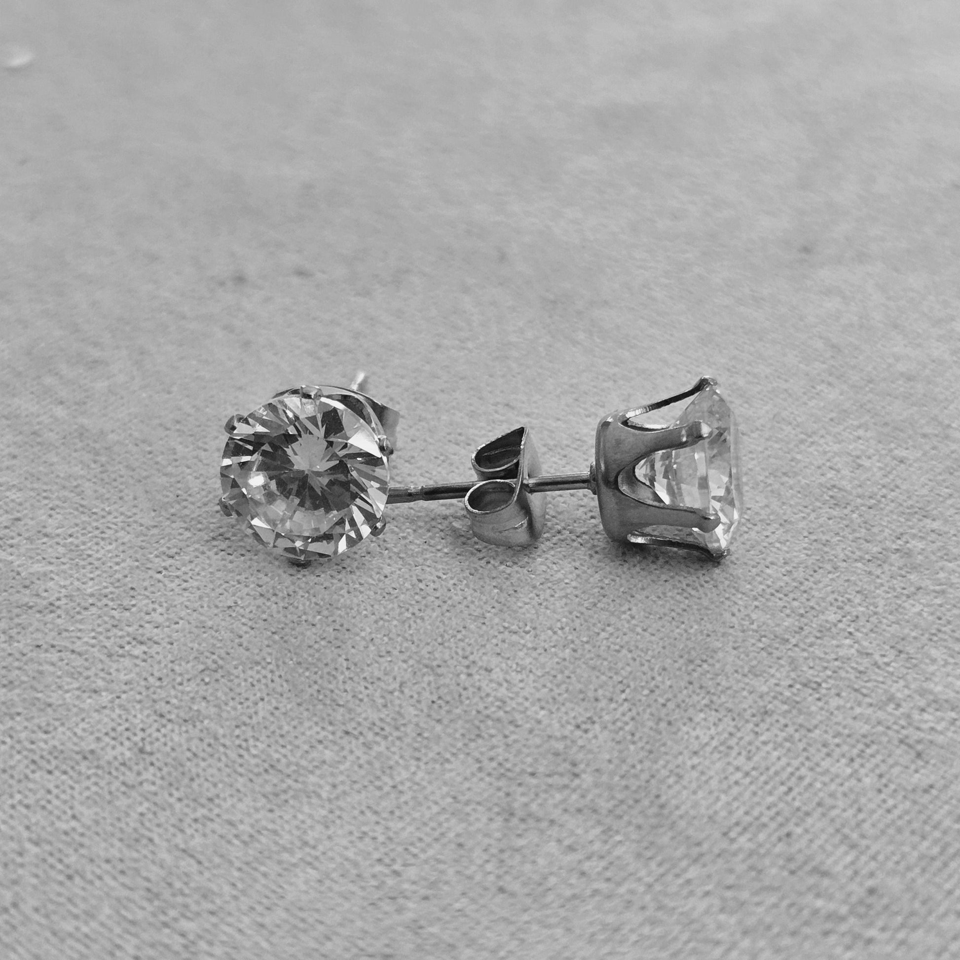 8mm CZ Studs