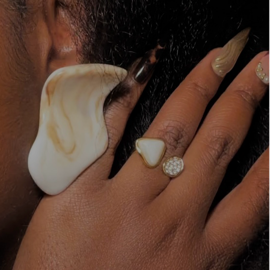 Anne Gold Ring