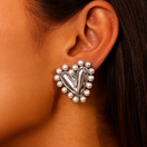 Switch Pearl-Loved Heart Earrings 1 image